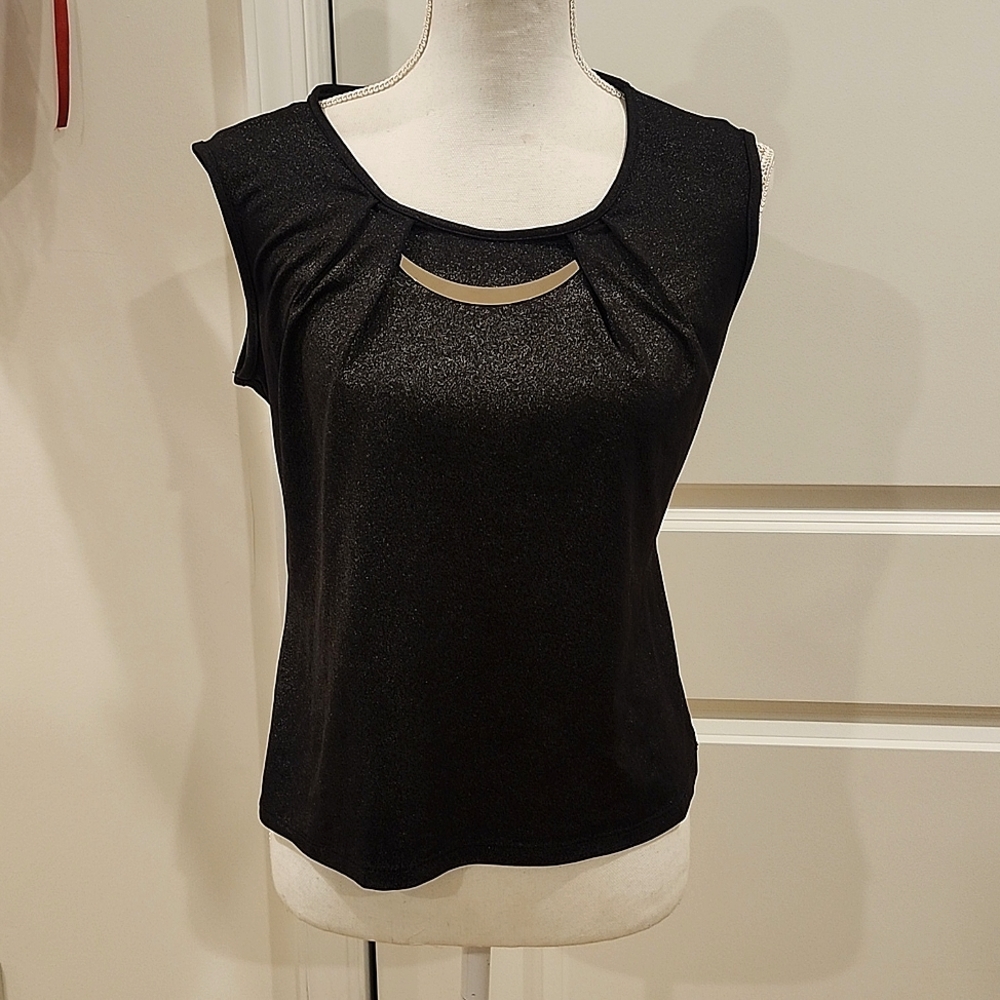 Mandy Evans Steel Grey Medium going out to